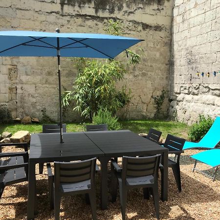 Jolie Maison Tuffeau Centre De Saumur Avec Local Velos Eksteriør billede